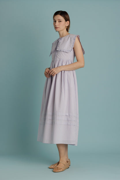 Oversized Collar Pintuck Midi Dress