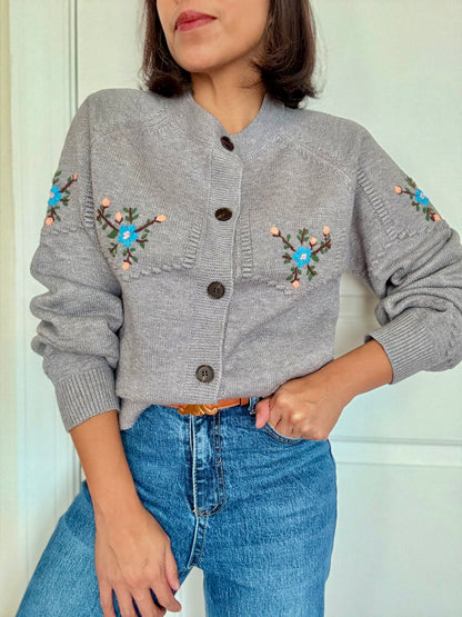 Embroidered Vintage Knit Cardigan – Gray